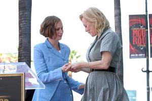 LOS ANGELES - APR 25  Hannah Einbinder, Jean Smart at the Jean Smart Ceremony on the Hollywood Walk of Fame on April 25, 2022 in Los Angeles, CA photo