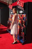 los angeles, 1 de febrero - brie larson en el estreno de la película lego en el teatro del pueblo el 1 de febrero de 2014 en westwood, ca foto