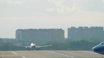 flygtrafik på flygplatsen, Moskva. video