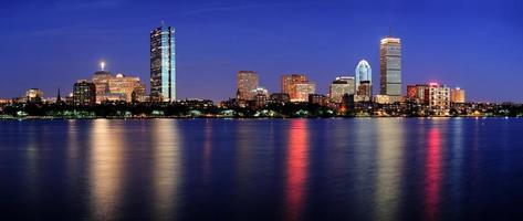 panorama de la escena nocturna de boston foto