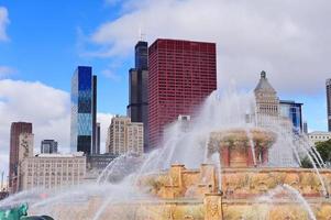 Chicago  Buckingham fountain photo