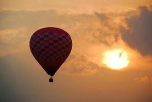 Hot ballon flying photo