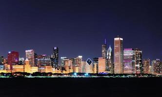 panorama de la noche de Chicago foto