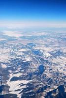 vista aerea de la montaña nevada foto