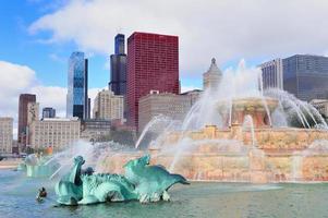 Chicago  Buckingham fountain photo