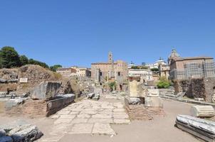 foro romano en roma foto