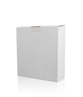 caja de cartón blanca de embalaje en blanco aislada sobre fondo blanco lista para el diseño de embalaje foto