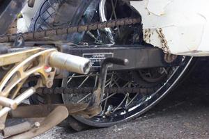 Accidente de motocicleta con cadenas. foto