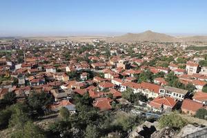 vista general de la ciudad de sivrihisar en eskisehir, turquía foto