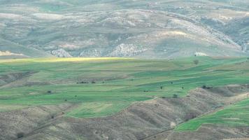 agricoltura 8k su terre aride bianche video