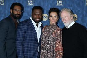 los angeles 8 de enero - nicholas pinnock, curtis jackson, indira varma y timothy busfield en la fiesta abc winter tca llegadas al hotel langham huntington el 8 de enero de 2020 en pasadena, ca foto