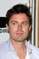 los angeles, jun 15 - casey affleck llega a la proyección especial de aint them bodies saints como parte del festival de cine de los angeles en los cines regal el 15 de junio de 2013 en los angeles, ca foto