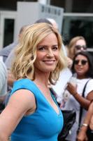 los angeles, 29 de julio - elisabeth shue en la proyección de comportarse mal en los cines arclight de hollywood el 29 de julio de 2014 en los angeles, ca foto