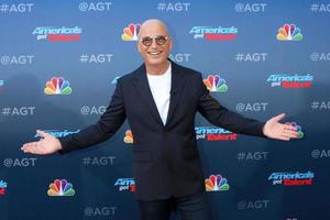 los angeles 4 de marzo - howie mandel at the americas got talent season 15 kickoff red carpet en el auditorio cívico de pasadena el 4 de marzo de 2020 en pasadena, ca foto