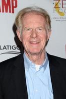 los angeles 21 de septiembre - ed begley jr en el estreno del campamento de reinicio en el cinelounge al aire libre el 21 de septiembre de 2021 en los angeles, ca foto