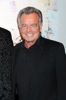 los angeles 7 de febrero - ray wise en la celebración del 40 aniversario de eric braeden sobre los jóvenes y los inquietos en la ciudad de la televisión el 7 de febrero de 2020 en los angeles, ca foto