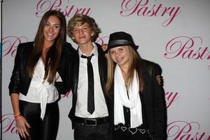 LOS ANGELES, JAN 19 - Jazmin Feldman, Ali Simpson, Cody Simpson arrives at Cody Simpsons 14th Birthday Party at Pacific Park at Santa Monica Pier on January 19, 2011 in Santa Monica, CA photo