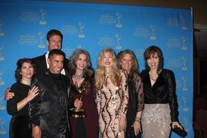 los angeles, jun 17 - personal de maquillaje dool, james scott, lauren koslow llega a los premios emmy creativos diurnos 2012 en el hotel westin bonaventure el 17 de junio de 2012 en los angeles, ca foto