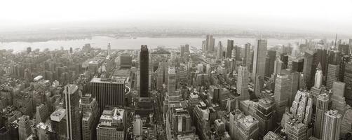 panorama de la vista aérea del horizonte de manhattan de la ciudad de nueva york foto