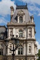 edificio historico en paris francia foto