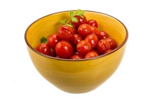 tomate cherry marinado foto
