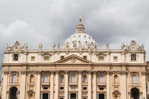 basílica de san pietro, roma, italia foto