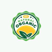 100 Percent Organik Natural Green Leaf Label Logo vector