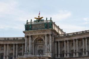 viena, austria - palacio de hofburg. el casco antiguo es un sitio del patrimonio mundial de la unesco. foto