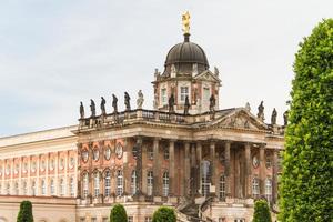 uno de los edificios universitarios de potsdam foto