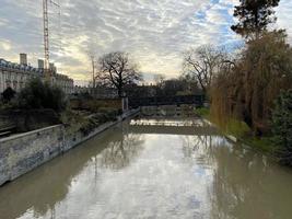 Cambridge in the UK in December 2021. A VIEW OF A bRIDGE AT cAMBRIDGE uNIVERSITY photo