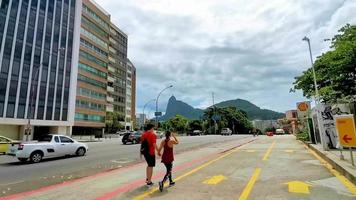 rio de janeiro rio de janeiro brasilien 2020 cristo redentor corcovado berg botafogo stadsbild rio de janeiro brasilien. video