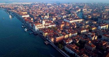 soluppgångsvy till centrum av Venedig, Italien video