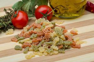 pasta cruda para niños foto