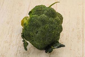 repollo de brócoli verde fresco y sabroso foto
