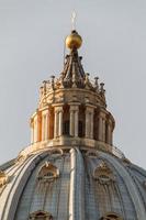 basílica de san pietro, vaticano, roma, italia foto