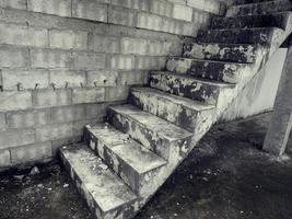 los edificios que han sido abandonados son aterradores. foto