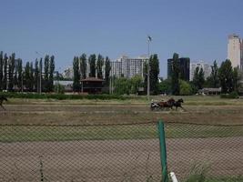 kiev, ucrania - 19 de junio de 2022 apertura de la temporada de verano foto