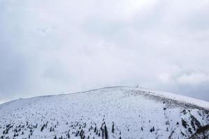 la naturaleza de siberia. montañas sayan foto