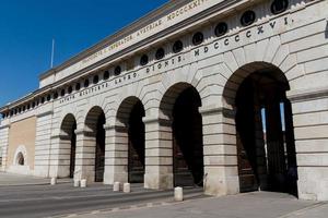 Viena Holdentor - entrada a Hofburg y Holdenplatz, Austria foto