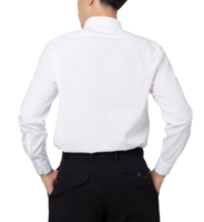hombre joven en maqueta de camisa de manga larga recortada, archivo png