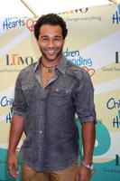 Los Ángeles, 14 de junio - Corbin Bleu en la sexta recaudación de fondos anual de Children Mending Hearts en una propiedad privada el 14 de junio de 2014 en Beverly Hills, CA foto