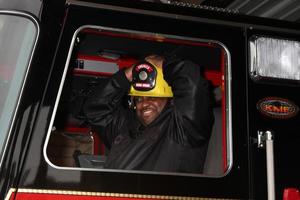 los angeles, 8 de junio - cee lo green en el evento duracell, potencia a los que nos protegen en el departamento de bomberos de sierra madre el 8 de junio de 2011 en sierra madre, ca foto