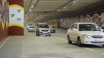 new Delhi, Indien, 21 juni 2022 - pm narendra modi dedikera pragati-tunneln och fem gångtunneln i pragati maidans integrerade transitkorridorprojekt till nation, pragati-tunneln öppnar för trafikrörelse video