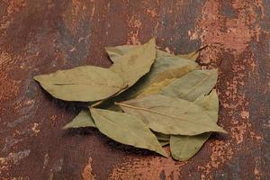 Dry laurel leaves photo