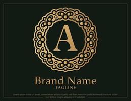 logotipo de letra a de lujo ornamental vector