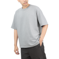 homem em maquete de camiseta cinza de tamanho grande, modelo de design png