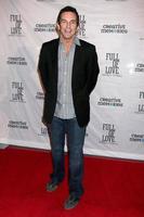 los angeles, oct 25 - jeff probst llega a la fiesta de lanzamiento del libro lleno de amor en el hotel sls el 25 de octubre de 2010 en beverly hills, ca foto