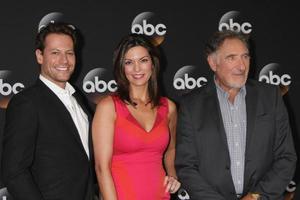 LOS ANGELES, JUL 15 -  Ioan Gruffudd, Alana De La Garza, Judd Hirsch at the ABC July 2014 TCA at Beverly Hilton on July 15, 2014 in Beverly Hills, CA photo