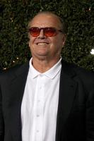 los angeles, 13 de diciembre - jack nicholson en la fiesta anual de navidad de heather tom s 2010 en el teatro del pueblo el 13 de diciembre de 2010 en westwood, ca foto