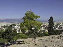 la ciudad de atenas en grecia foto